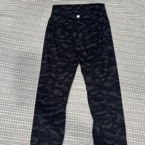 lululemon athletica Pants - Lululemon camo align crop leggings